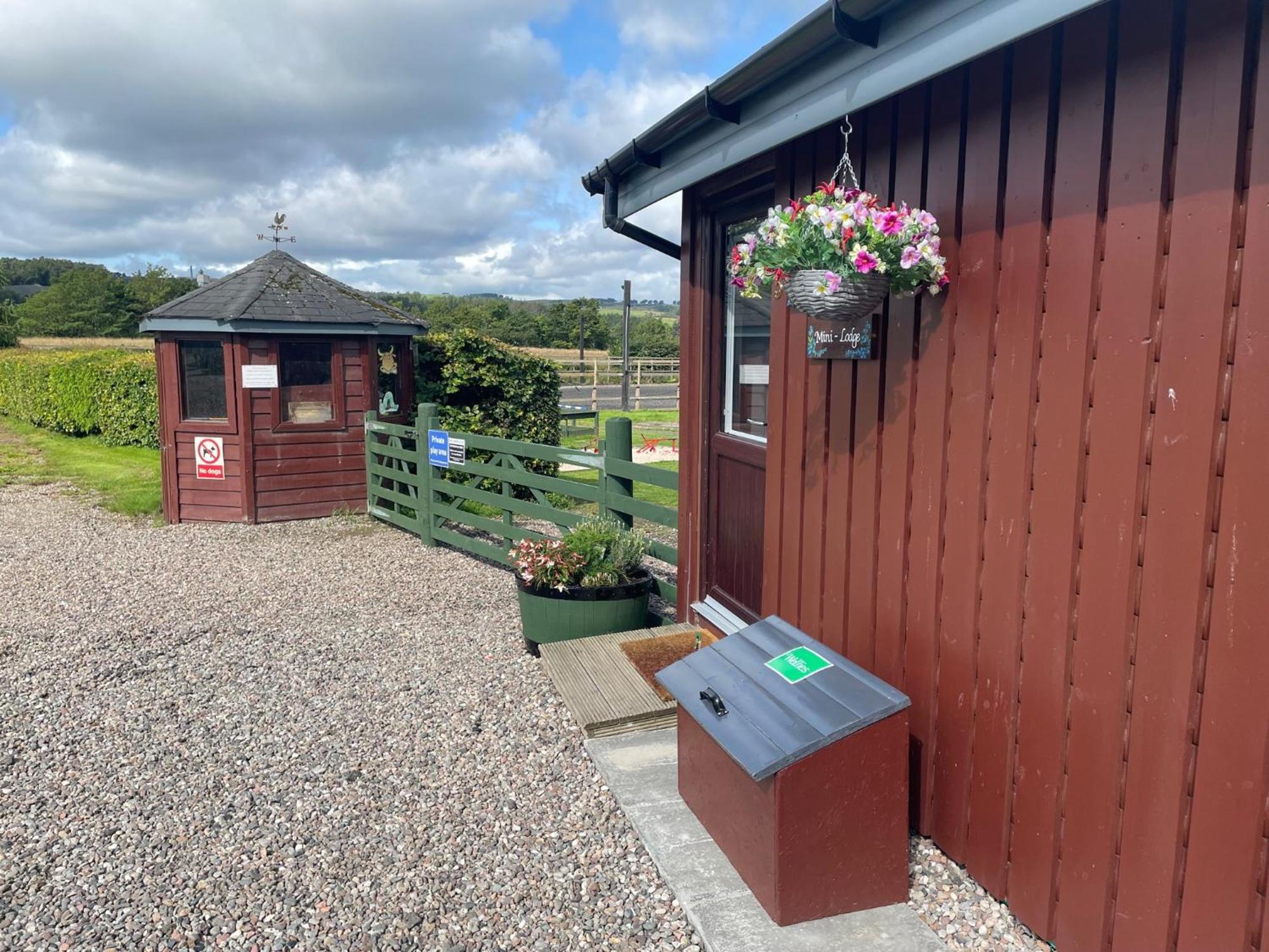 Wellsfield Farm Holiday Lodges ستيرلينج المظهر الخارجي الصورة